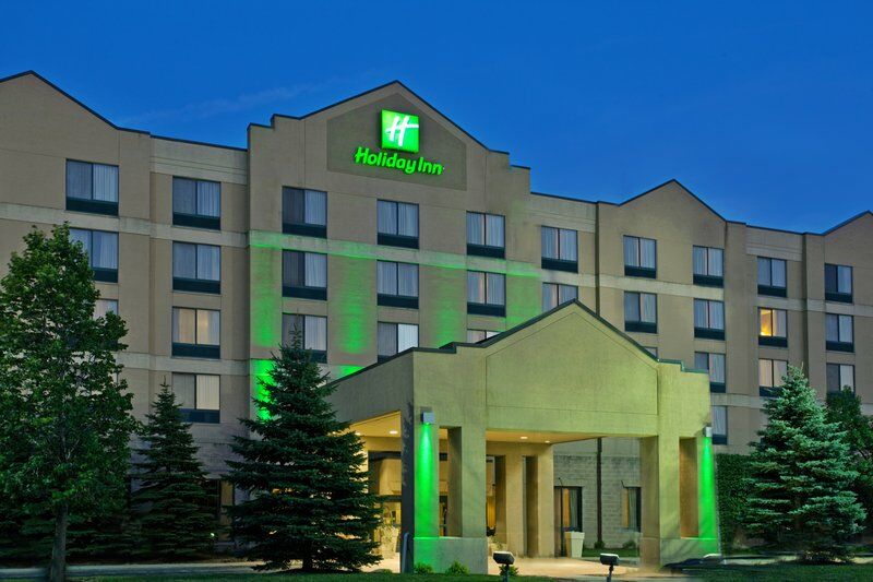 & By Ihg 3*
