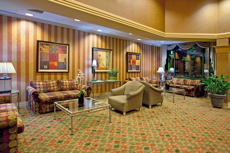 & By Ihg